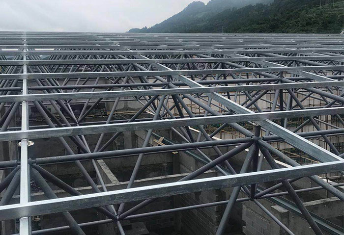 钦州学校艺体楼网架
